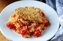 Dorsz w chrupiącej panierce z pomidorową jaglanką