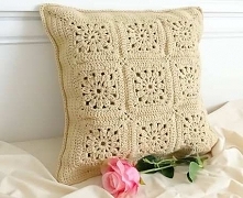 Poduszka dekoracyjna w kolo...