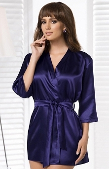 Irall Aria szlafrok granatowy Elegancka bielizna nocna, krotki szlafrok, wykonany z delikatnej, włoskiej satyny, rękaw 3/4, w pasie wiązany paskiem