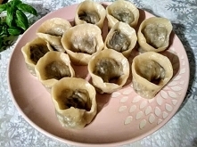 Uszka z kapustą i grzybami.