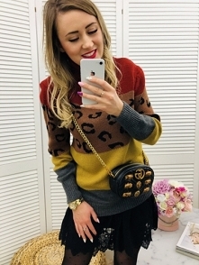 Golf w paski z motywem panterki już w sklepie online <3 
Kliknij w zdjęcie