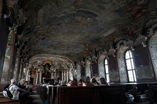 Jedno z piękniejszych miejsc we Wrocławiu - Aula Leopoldina, nawet dzieciaki ze szkolnej wycieczki były pod wrażeniem i podnieśli oczy znad smartfonów.