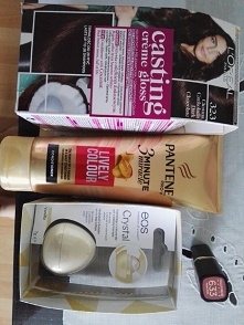 Loreal Paris Casting Creme Gloss Ciemna Czekolada #323 
Pantene Pro-V 3 Minute Miracle Lively Colour Conditioner 
Eos Crystal Vanilla 
Loreal Paris Color Riche Matte #633