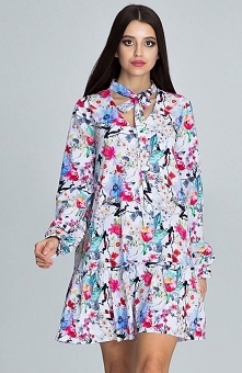 Figl M599 Wzór 78 sukienka w kwiaty Rewelacyjna sukienka o lekkim i zwiewnym fasonie, wykonana została z pięknej wzorzystej tkaniny, luźny fason doskonale będzie wyglądać na każ...