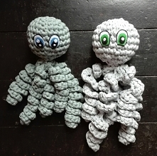 Potwory z głębin, na szydeł...