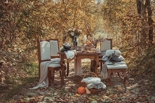 strukturyzowane meble woskowane z litego drewna