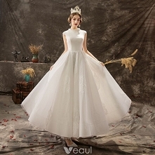 Eleganckie Szampan Suknie Ślubne 2019 Suknia Balowa Przy Ramieniu Z Koronki Kwiat Długie Rękawy Bez Pleców Trenem Katedra