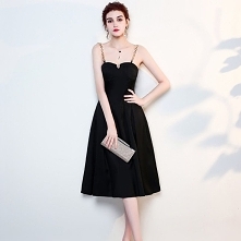 Proste / Simple Jednolity kolor Czarne Sukienki Wieczorowe 2019 Princessa Metal Spaghetti Pasy Bez Rękawów Bez Pleców Długość do kolan Sukienki Wizytowe