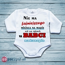 Nie ma fajniejszego miejsca na mapie niż na rękach u Babci na kanapie