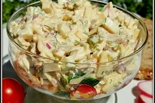 SZYBKA SAŁATKA Z RZODKIEWKĄ W ROLI GŁÓWNEJ