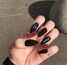 Czerń wygrywa wszystko