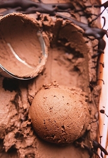 Lody czekoladowe z batata

Czas przygotowania: powyżej godziny

Składniki na litrowe pudełko po lodach:

200 g batata, upieczonego / 1/2 batata
1 puszka mleczka kokosowego / 400...