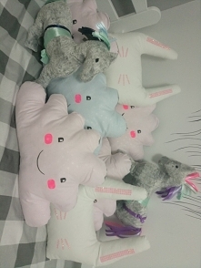 poduszki i maskotki dla dzieci
(znajdziesz na olx)