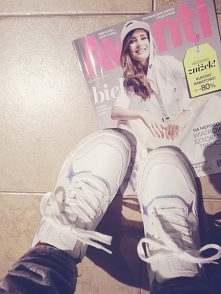 Biel - nowy trend.
Też, jak ja, czekacie żeby schować kozaki do szafy?
:)