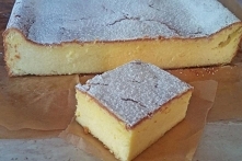 Sernik z kaszą manną