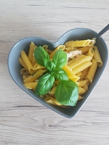 Makaron z pesto i kurczakiem
