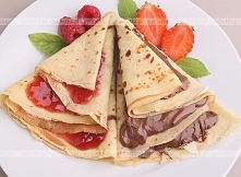 Naleśniki ze śmietanowym sosem