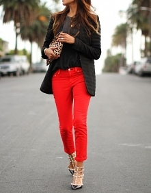 Lubicie spodnie w takich kolorach? <33 Kliknij zdjęcie, aby zobaczyć je w sklepie.