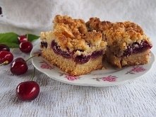 rumowe ciasto z czereśniami