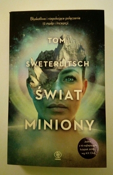Brawo ja! Pochwalić się muszę wygraną w konkursie na portalkryminalny.pl. Wczoraj z samego rana otrzymałam paczkę z powieścią "Świat miniony" z Domu Wydawniczego REBIS...