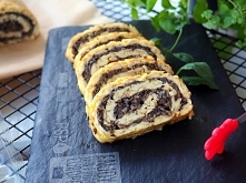 WEGAŃSKA ROLADA Z PIECZARKA...