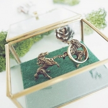 Pudełko na obrączki z końmi