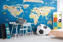 Mapa świata na ścianie to nie tylko doskonała ozdoba, ale też pomoc dydaktyczna