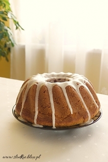 Jogurtowa babka cytrynowa