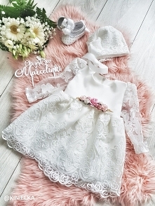 sukienka na chrzest święty