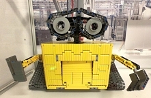 Interaktywna wystawa klocków LEGO w Krakowie. Czy warto odwiedzić? Przeczytaj recenzję.