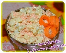 << surówka z selerem naciowym, jabłkiem i marchewką >>
To smaczny soczysty dodatek do dań obiadowych. Świetnie pasuje do ryb, mięs, krokietów, kotletów oraz placków;)