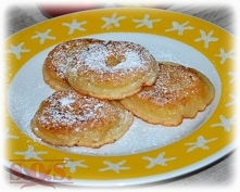 Jabłka w cieście to bardzo smaczne danie w sam raz dla dzieci oraz łasuchów lubiących słodkości;-)