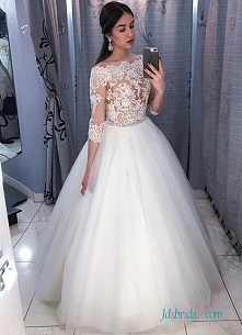 Seksowny prześwitujący tiulowy koronkowy stanik # ślubna sukienka # suknia balowa
Model: H0556 (darmowa wysyłka na cały świat)
Wyszukaj na stronie numer modelu, link w biografii