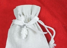 Świąteczne woreczki na upominki, delikatne i z gustem :)