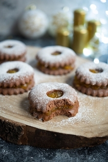 Piernikowe ciasteczka z dżemem