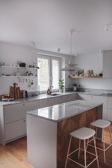 Nasze białe żaluzje drewniane 25mm u Karolina.Pingielska (Instagram) :)

Jeśli szukasz żaluzji na wymiar, zapraszamy Cię do NASZE DOMOWE PIELESZE