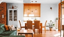 Na blogu Nasze Domowe Pielesze czeka na Was wpis z odpowiedziami na najczęściej zadawane pytania odnośnie żaluzji drewnianych i bambusowych.

Sprawdź wady i zalety tych osłon ok...