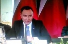 I słowo stało się...
"Jeśli ktoś jest u władzy i zakłada, że razem z kolegami jest ponad prawem, to rzeczywiście jest problem" – napisał swojego czasu Andrzej Duda. Dz...