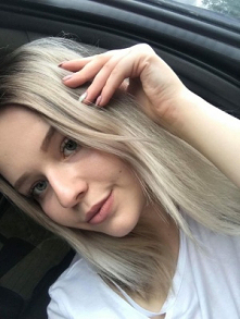 Szukam chłopaka od 18-35 lat. Okolice Warszawy kto chętny to pisać jakoś się dogadamy ;*