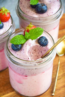 Lekka pianka owocowa FIT. Słoiczek to zaledwie 69 kcal! Przepis po kliknięciu w zdjęcie.