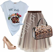 Tiulowa spódnica. Koszulka zdobiona cekinami, kwiatami 3D. Lakierowana torebka w cętki i beżowe buty Guess na szpilce. Połączenie idealne! lejdi.pl
