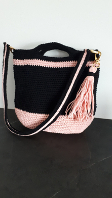 shopperka. torebka na szydelku.
#torebka #torebkadamska