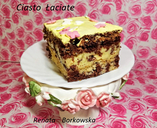 Ciasto  łaciate  z  serkami  homogenizowanymi  , u  mnie  wykończone  lukrem  .