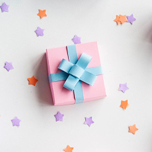 Skąd mam wiedzieć, co ktoś chce dostać w prezencie? - pobierz listę 18 sposobów!