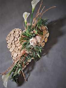 Oryginalny stroik w kształcie serca na wszystkich świętych od totaldeco.pl