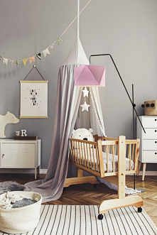 Lampa podłogowa TOLEDO idealnie dostosuje się swą aparycją do dziecięcego wyposażenia pokoju. Atutem lampy stojącej jest jej ruchome ramię, które nie tylko nadaje lampie ciekawe...