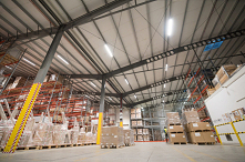 Jak zmienić natężenie oświetlenia w zakładzie i wprowadzić modernizacje sztucznych źródeł światła? Postaw na Luxon!