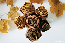 Tutorial ukazujący sposób wykonania róż z jesiennych liści ;)
