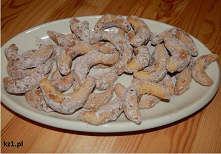 Rogaliki migdałowe - idealne na nadchodzące święta.