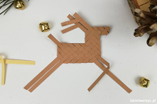 Tutorial ukazujący sposób wykonania renifera z wykorzystaniem pasków papieru ;)